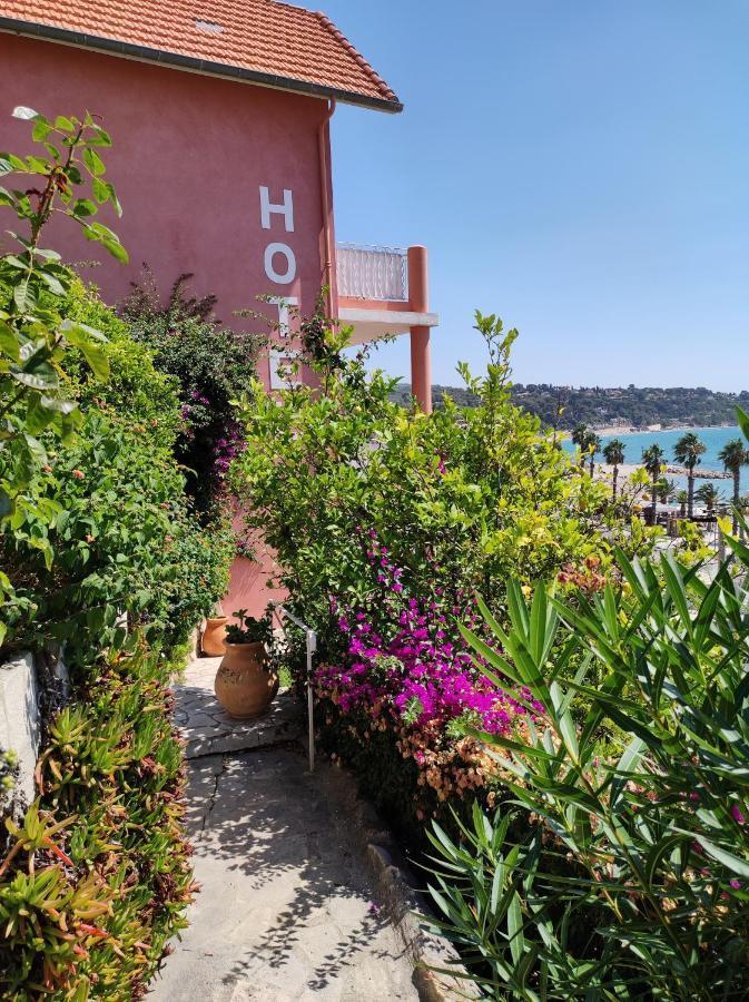 Les Galets Hotel Et B&B バンドール エクステリア 写真