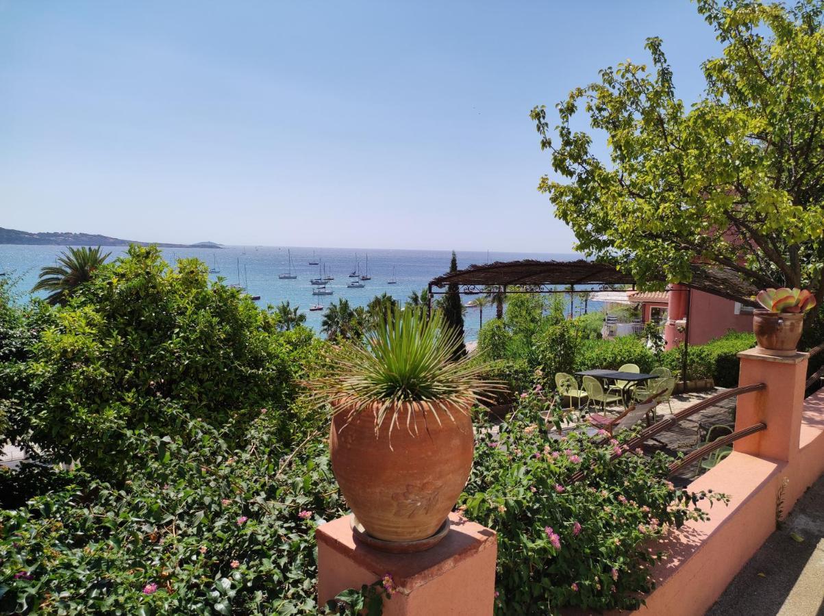Les Galets Hotel Et B&B バンドール エクステリア 写真