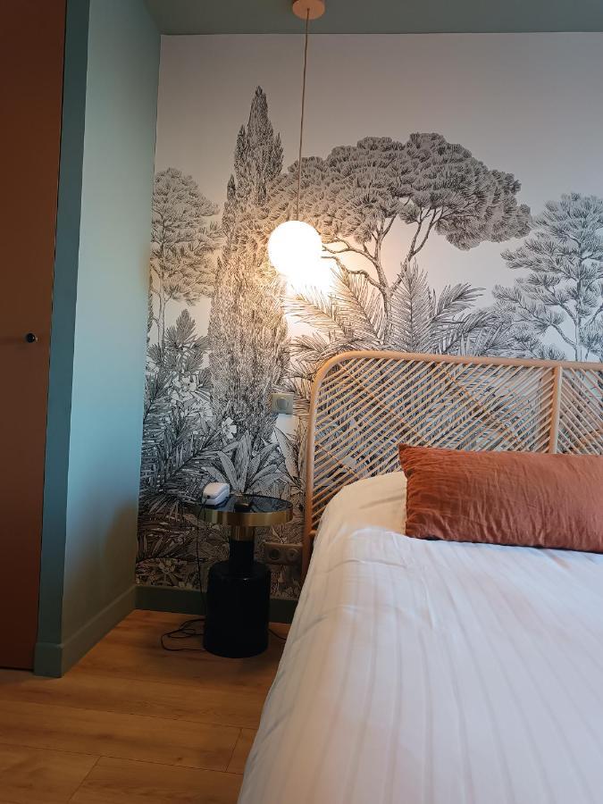 Les Galets Hotel Et B&B バンドール エクステリア 写真
