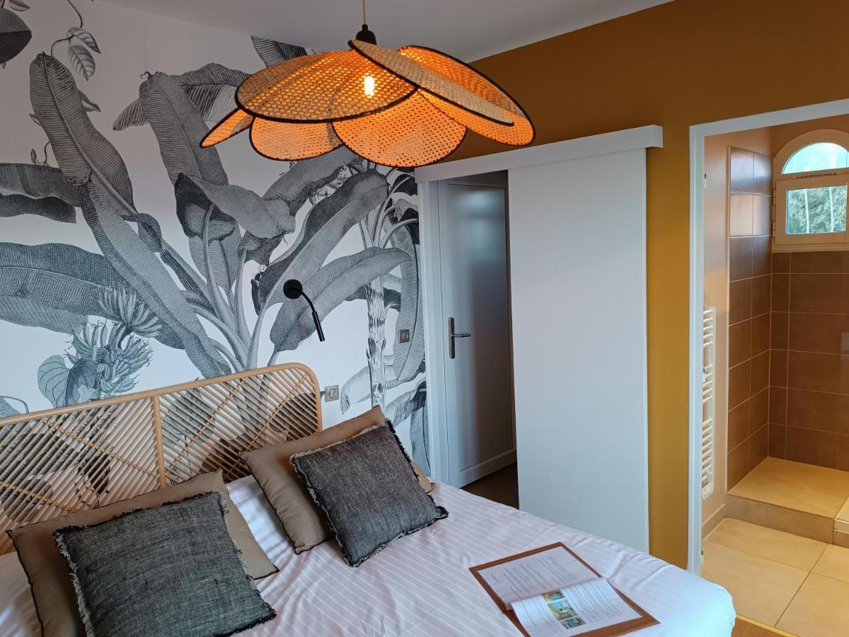 Les Galets Hotel Et B&B バンドール エクステリア 写真
