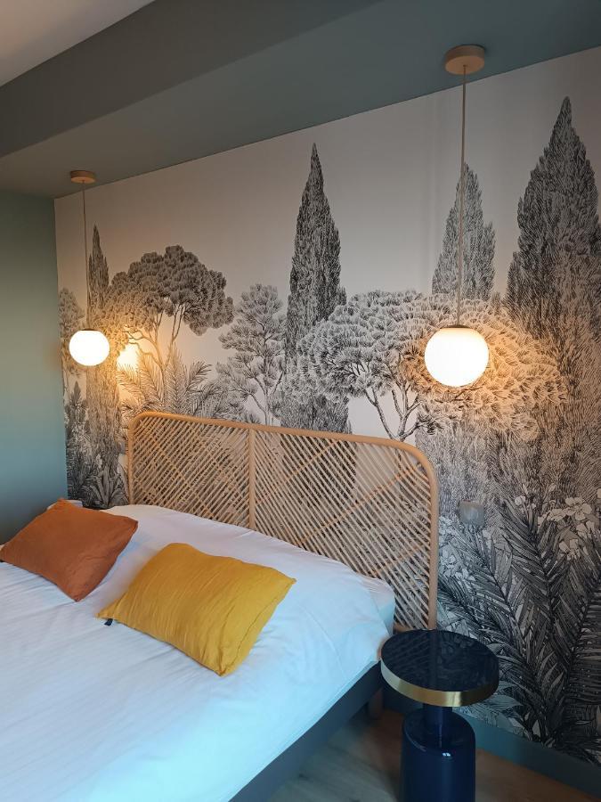 Les Galets Hotel Et B&B バンドール エクステリア 写真