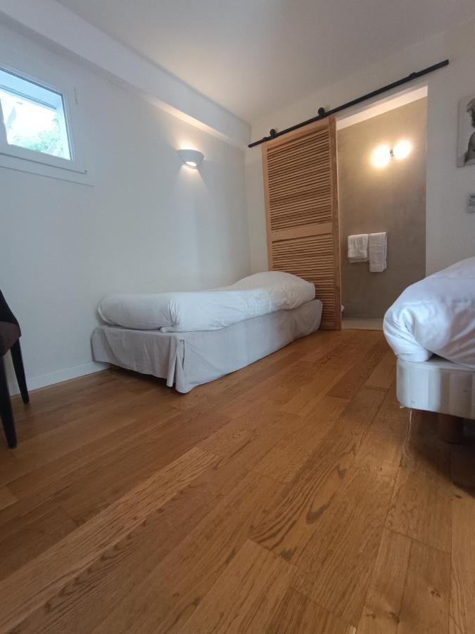 Les Galets Hotel Et B&B バンドール エクステリア 写真